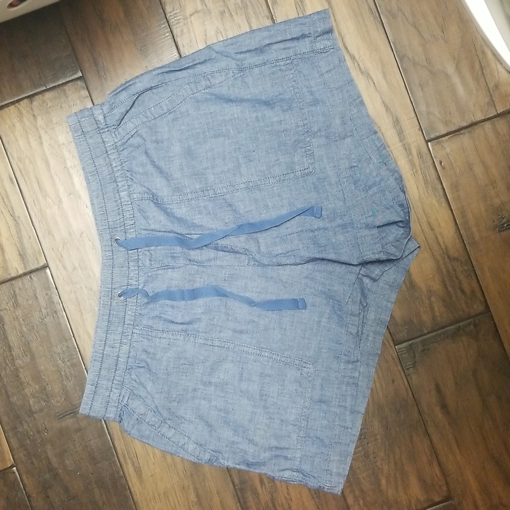 Gap Drawstring shorts